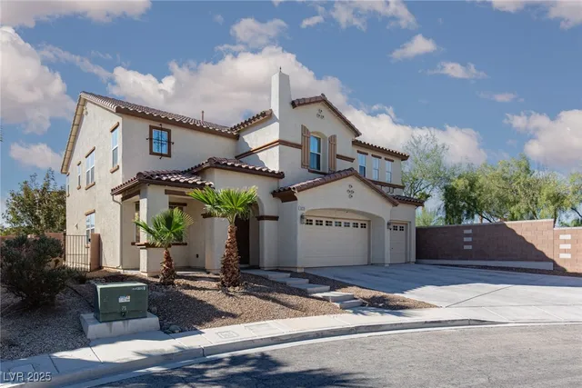 $579,900 | 3225 Villa Pisani Court, North Las Vegas, NV 89031