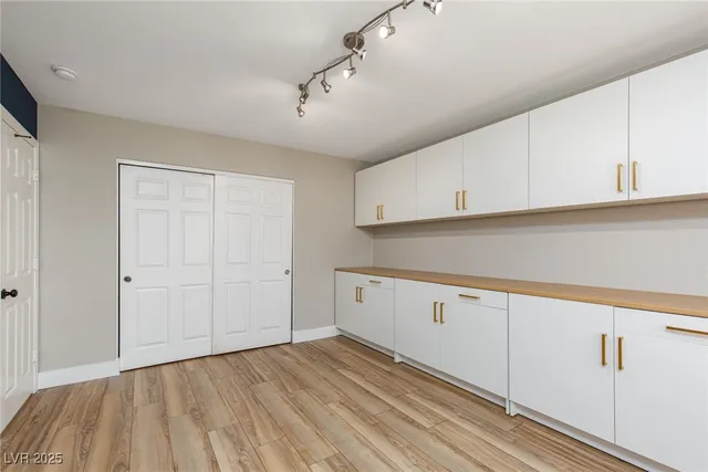 $579,900 | 3225 Villa Pisani Court, North Las Vegas, NV 89031