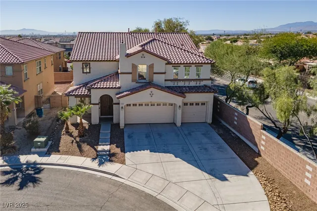 $579,900 | 3225 Villa Pisani Court, North Las Vegas, NV 89031