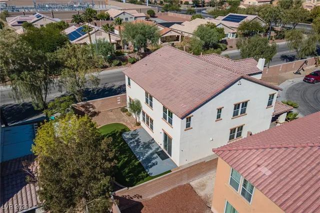 $579,900 | 3225 Villa Pisani Court, North Las Vegas, NV 89031