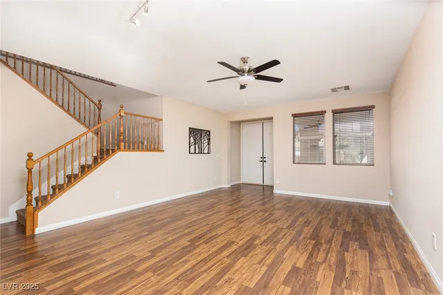 $579,900 | 3225 Villa Pisani Court, North Las Vegas, NV 89031