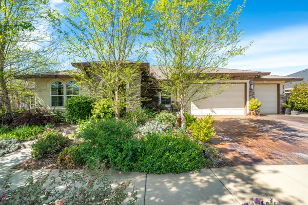 $579,000 | 3415 Hotlam Road, Redding, CA 96002