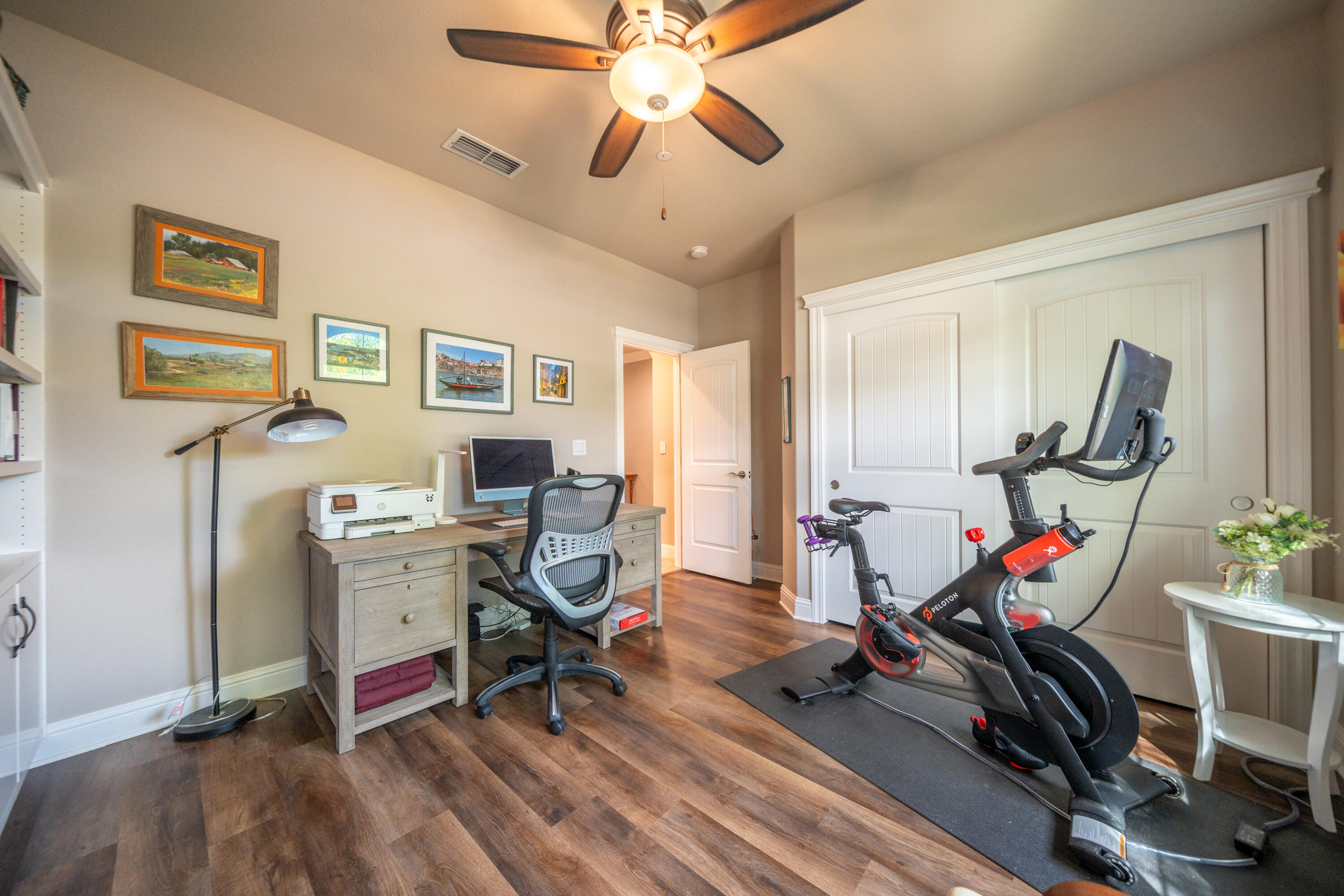 3415 Hotlam Road Redding, CA 96002 - Photo 29 of 63 2nd bedroom