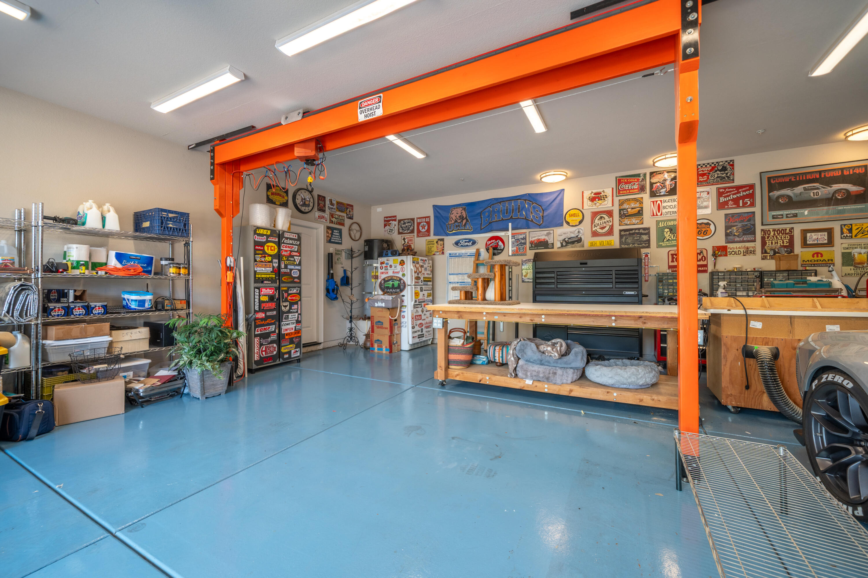 3415 Hotlam Road Redding, CA 96002 - Photo 37 of 63 Hoist in garage