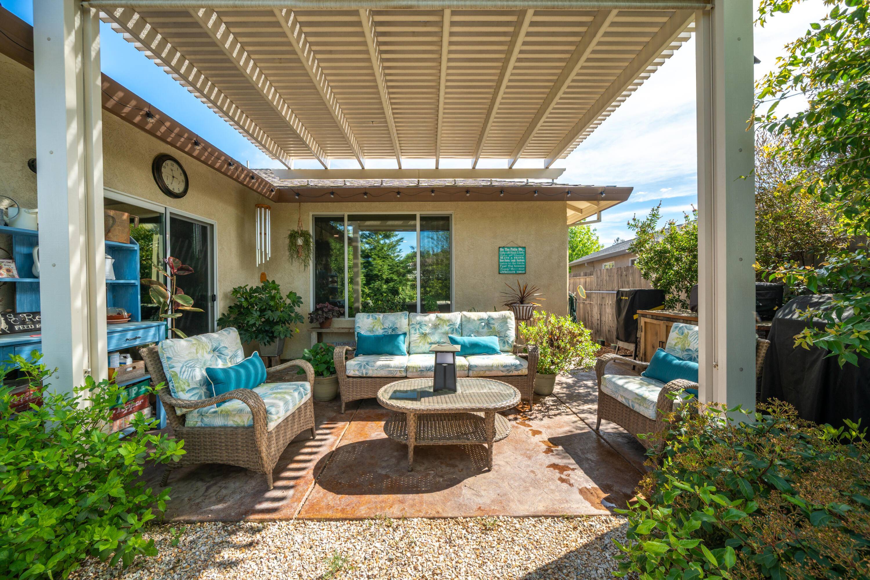 3415 Hotlam Road Redding, CA 96002 - Photo 40 of 63 Back Patio