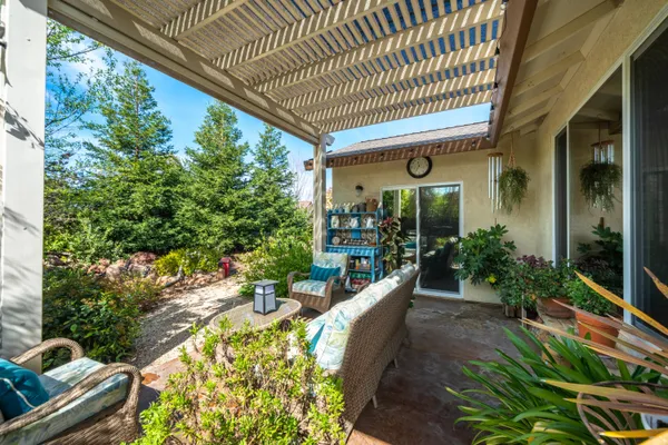 $579,000 | 3415 Hotlam Road, Redding, CA 96002