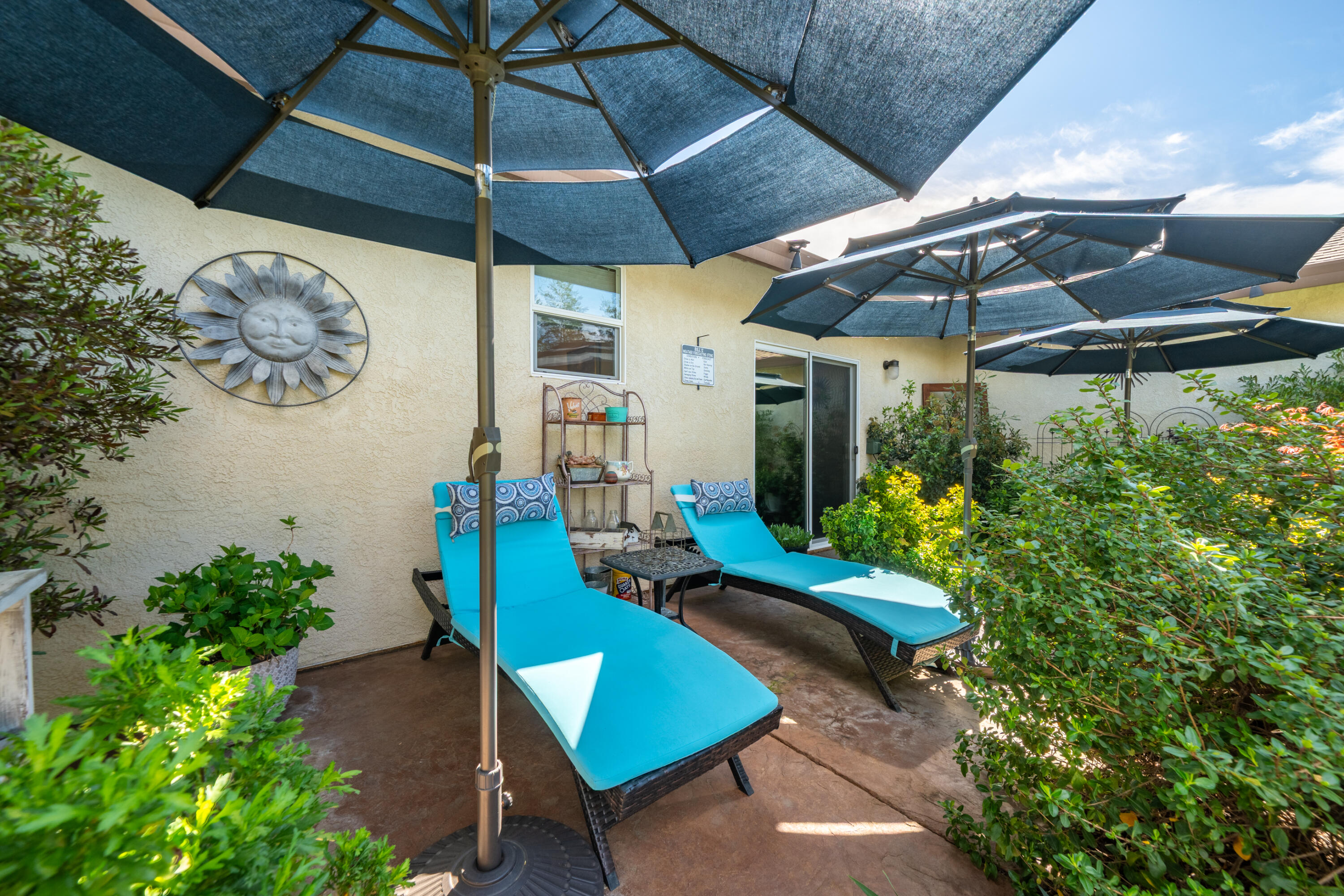 3415 Hotlam Road Redding, CA 96002 - Photo 60 of 63 Back patio