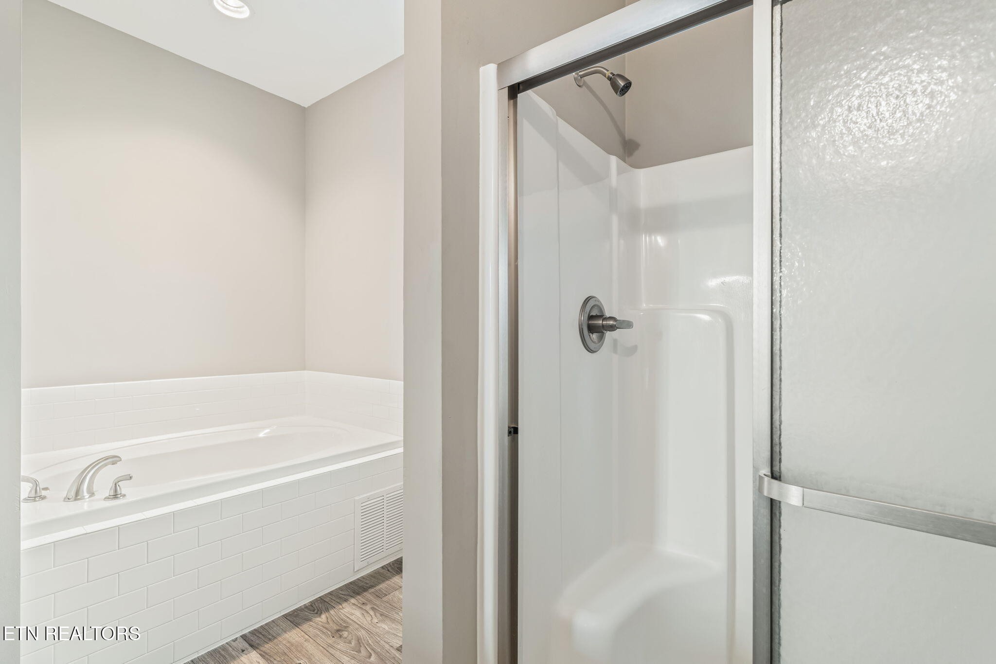 7432 Ladd Road Powell, TN 37849 - Photo 17 of 29 Gallery Image 17