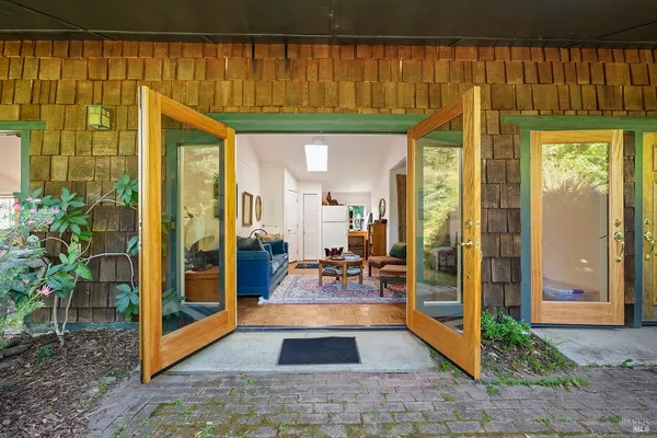 $1,195,000 | 3580 Joy Road, Occidental, CA 95465