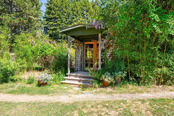 $1,195,000 | 3580 Joy Road, Occidental, CA 95465