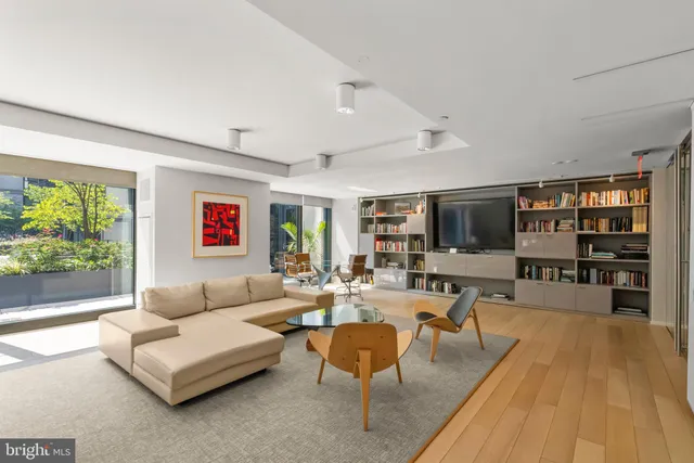 $1,510,000 | 920 I Street Northwest, Unit 1009, Washington, DC 20001