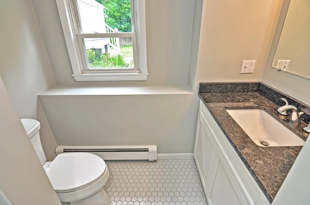 18 Fairview Road Medfield, MA 02052 - Photo 8 of 39 Gallery Image 8