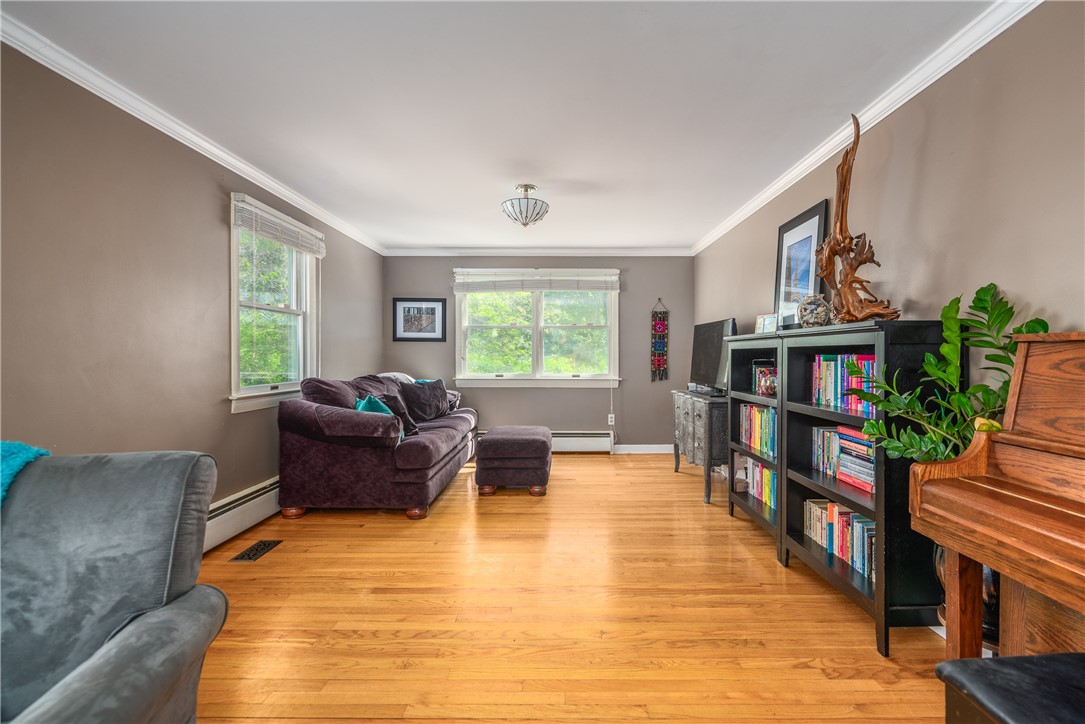 33 Wilbur Road Lincoln, RI 02865 - Photo 13 of 50