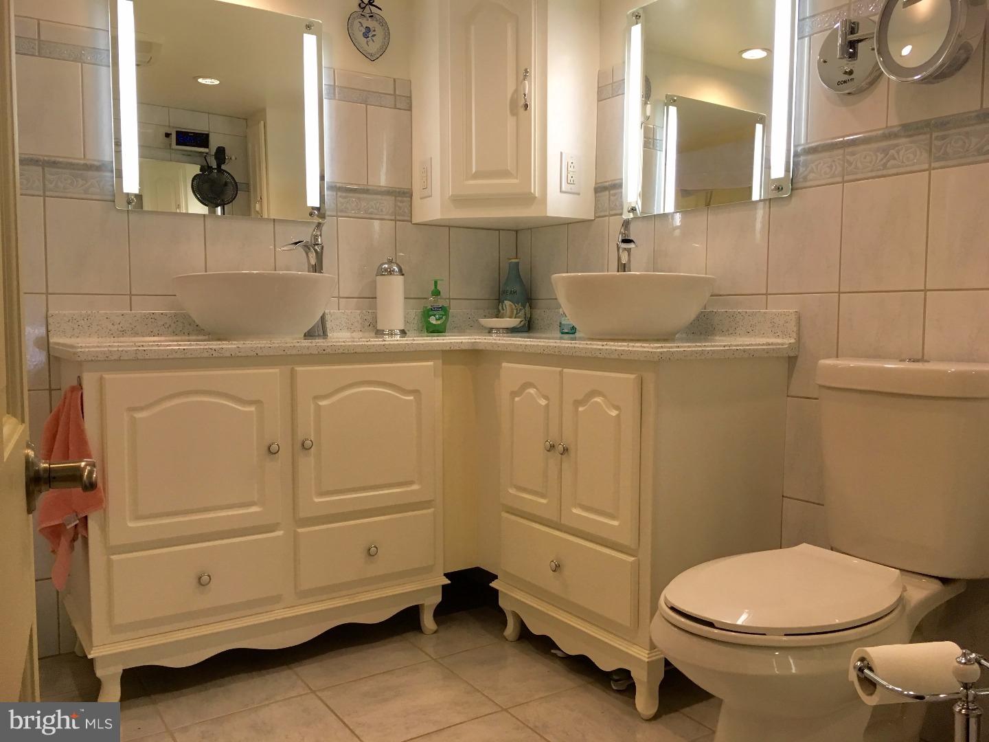 825 Rock Run Road Pottstown, PA 19465 - Photo 5 of 25 Bathroom