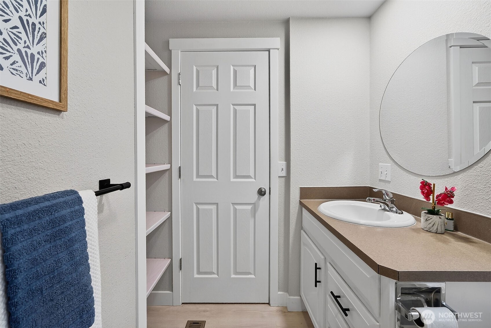 12825 Northeast 198th Court Bothell, WA 98011 - Photo 27 of 40