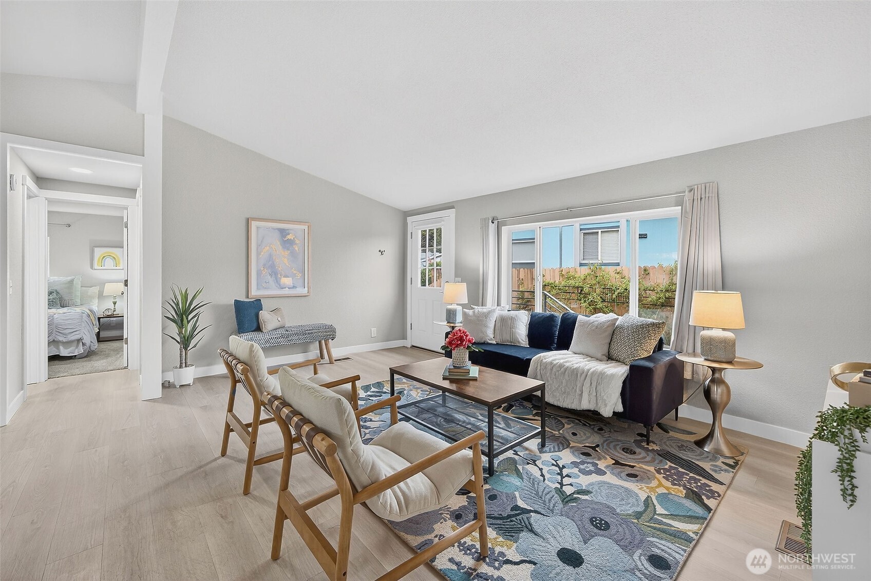 12825 Northeast 198th Court Bothell, WA 98011 - Photo 8 of 40