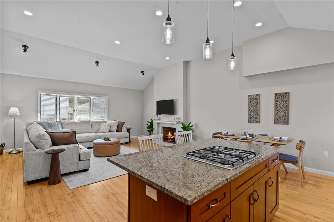 85 Raleigh Avenue Pawtucket, RI 02860 - Photo 13 of 27 Gallery Image 13