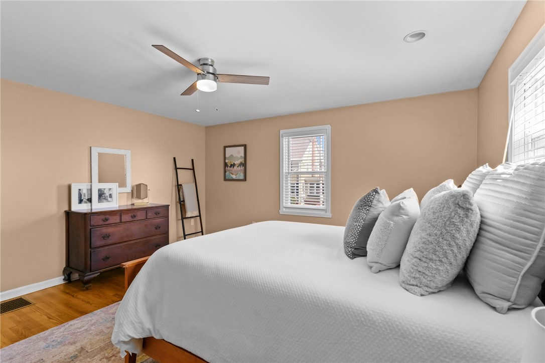 85 Raleigh Avenue Pawtucket, RI 02860 - Photo 17 of 27 Gallery Image 17