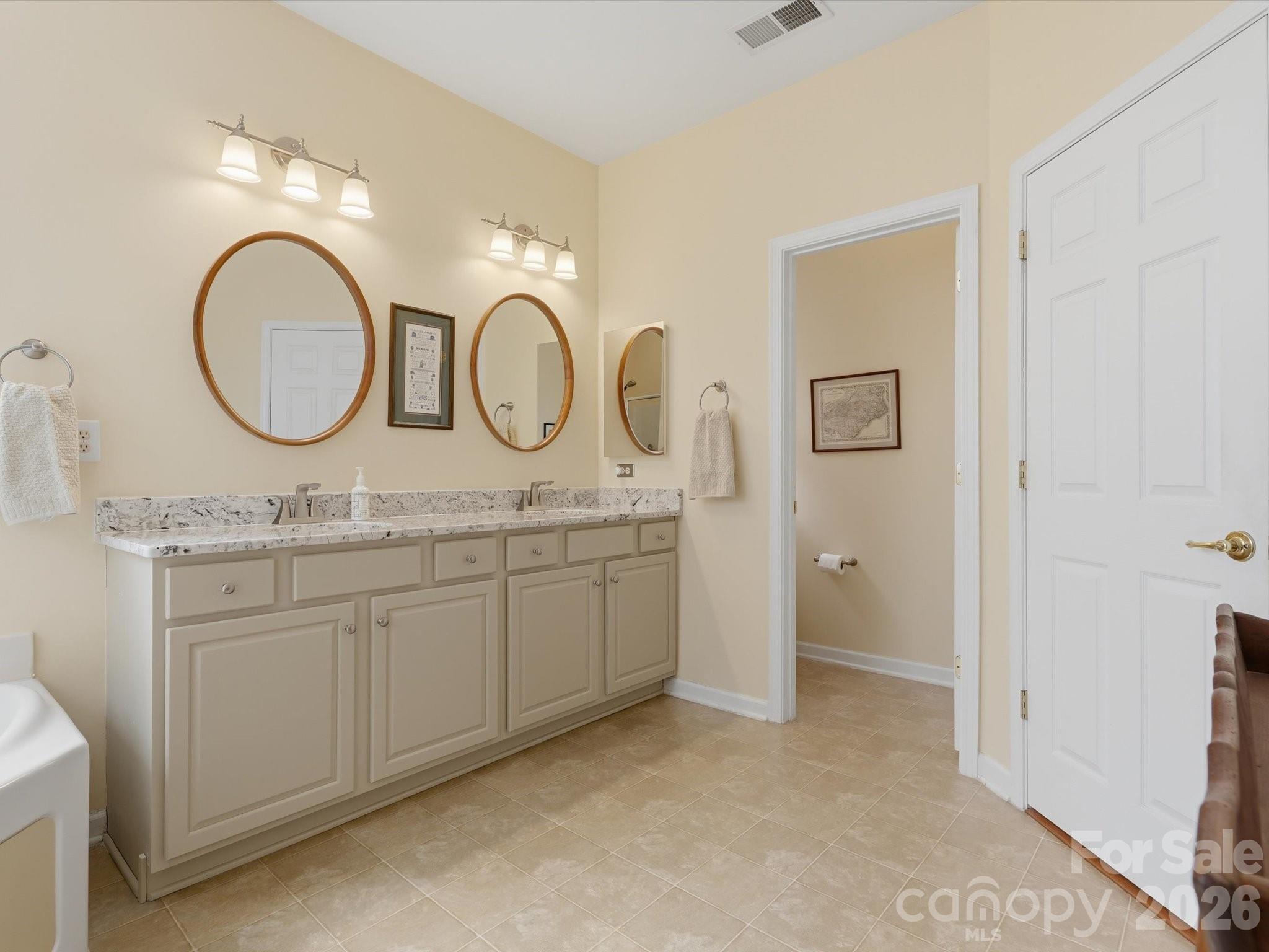 1026 Platinum Drive Fort Mill, SC 29708 - Photo 32 of 48