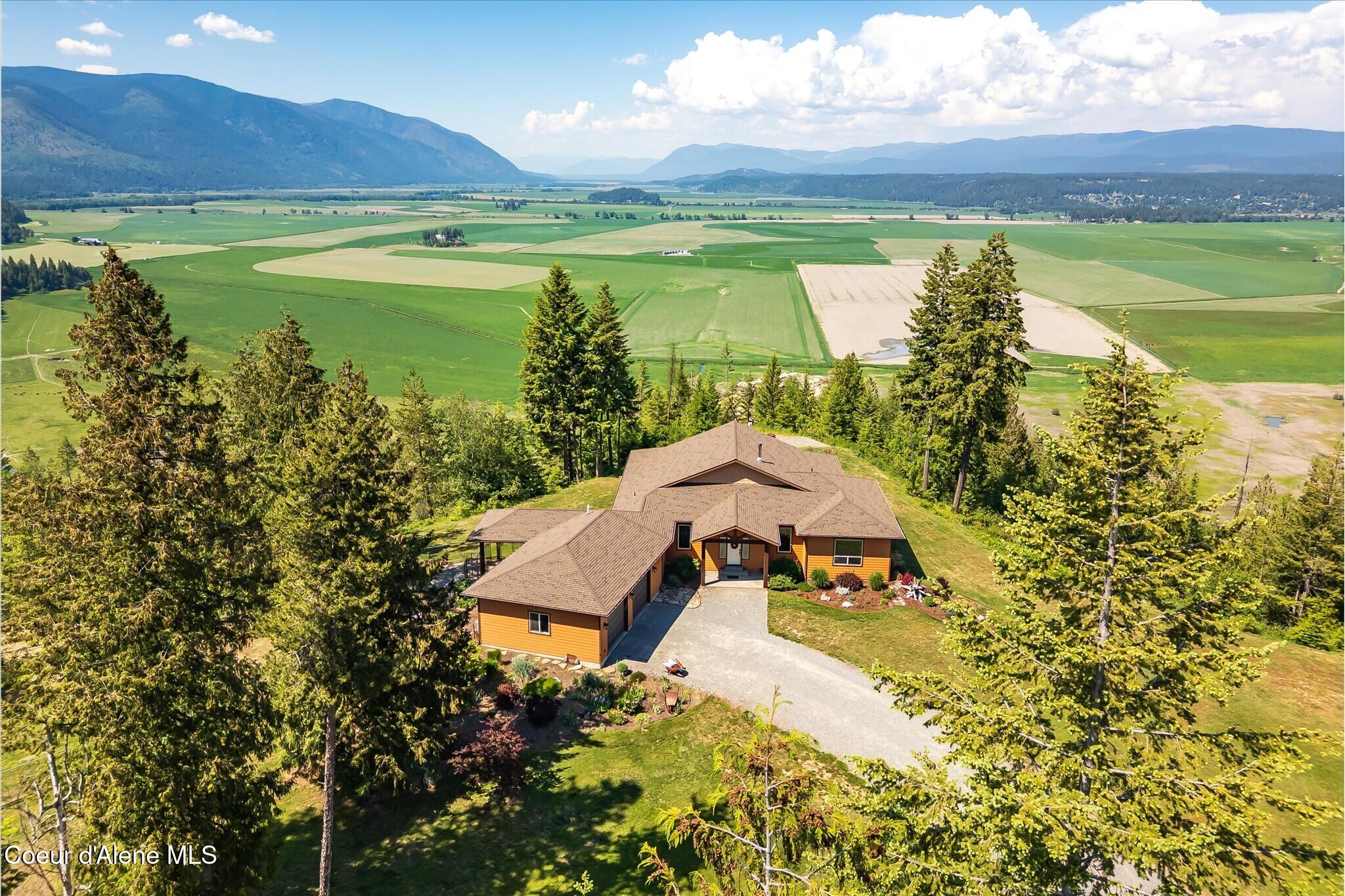 153 Ocean Front Place Naples, ID 83847 - Photo 3 of 67 001-DJI_0030-HDR