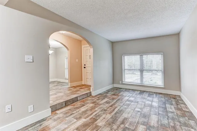 $2,800 | 1827 Riverwood Trail, Spring, TX 77386