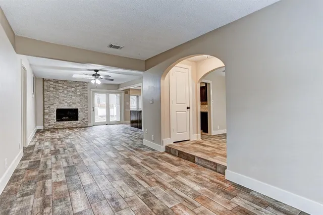 $2,800 | 1827 Riverwood Trail, Spring, TX 77386