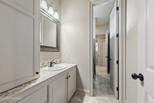 $549,000 | 124 Edmund Lane, Eunice, LA 70535