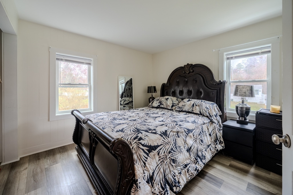 92 Wenham Street Danvers, MA 01923 - Photo 18 of 39