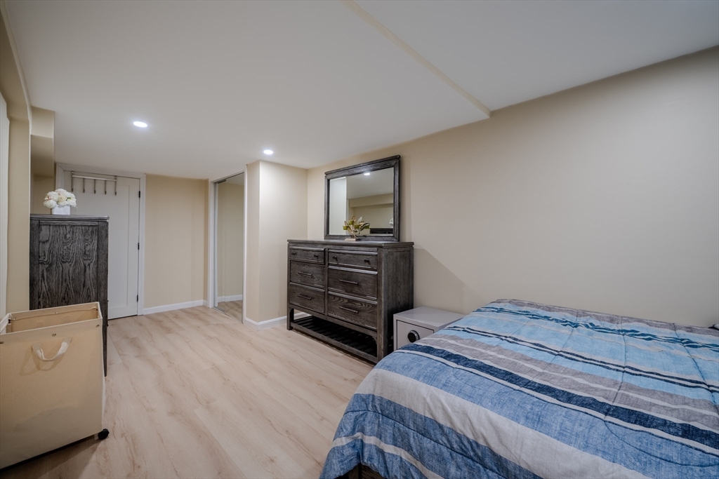 92 Wenham Street Danvers, MA 01923 - Photo 23 of 39