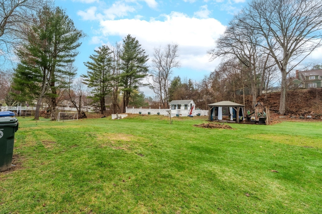 92 Wenham Street Danvers, MA 01923 - Photo 35 of 39