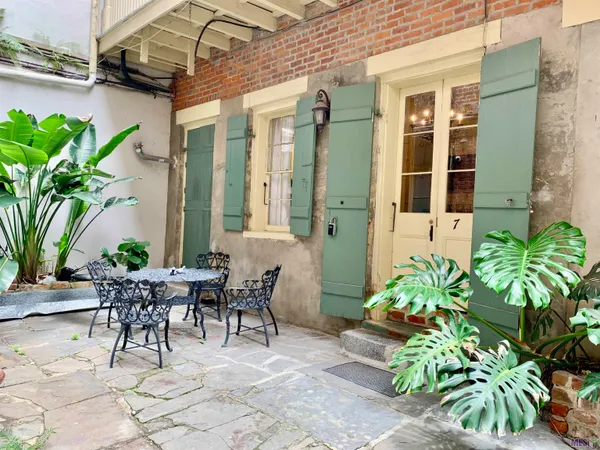 $279,000 | 515 St Louis Street, Unit 7, New Orleans, LA 70130
