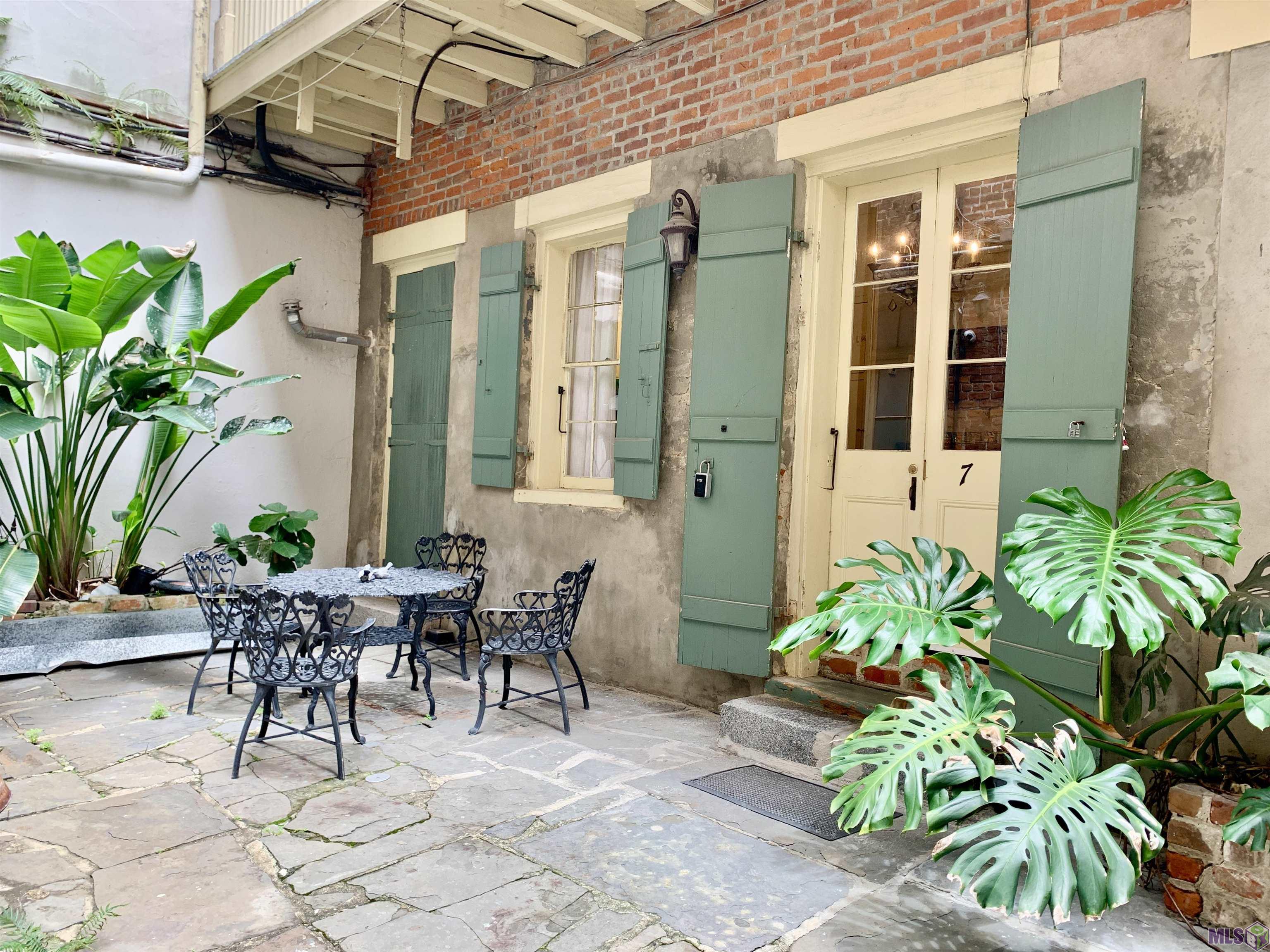 515 St Louis Street, Unit 7 New Orleans, LA 70130 - Photo 2 of 15