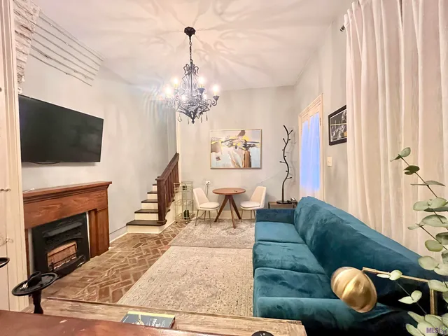 $279,000 | 515 St Louis Street, Unit 7, New Orleans, LA 70130