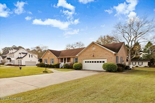 $280,000 | 2660 St John Circle, Kinston, NC 28504