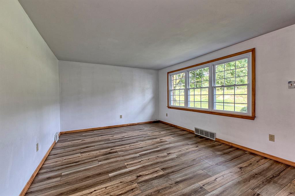350 Heimann Road Latrobe, PA 15650 - Photo 6 of 42 Gallery Image 6