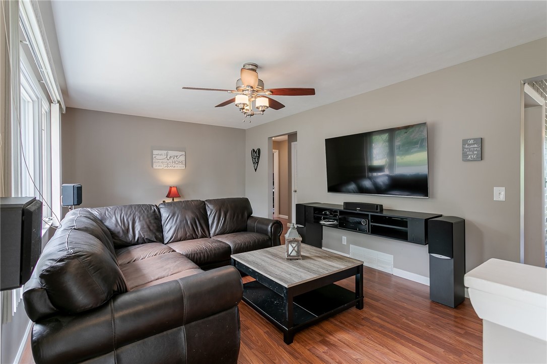 64 Brookdale Park Irondequoit, NY 14609 - Photo 3 of 19