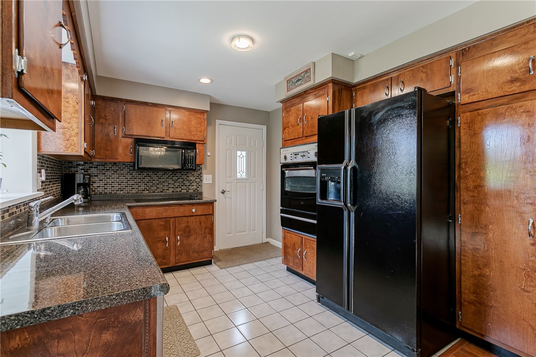 64 Brookdale Park Irondequoit, NY 14609 - Photo 5 of 19