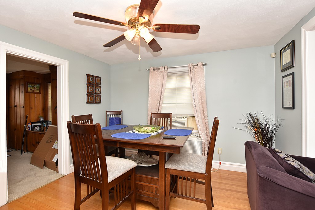 48 Calaman Road Cranston, RI 02910 - Photo 4 of 8