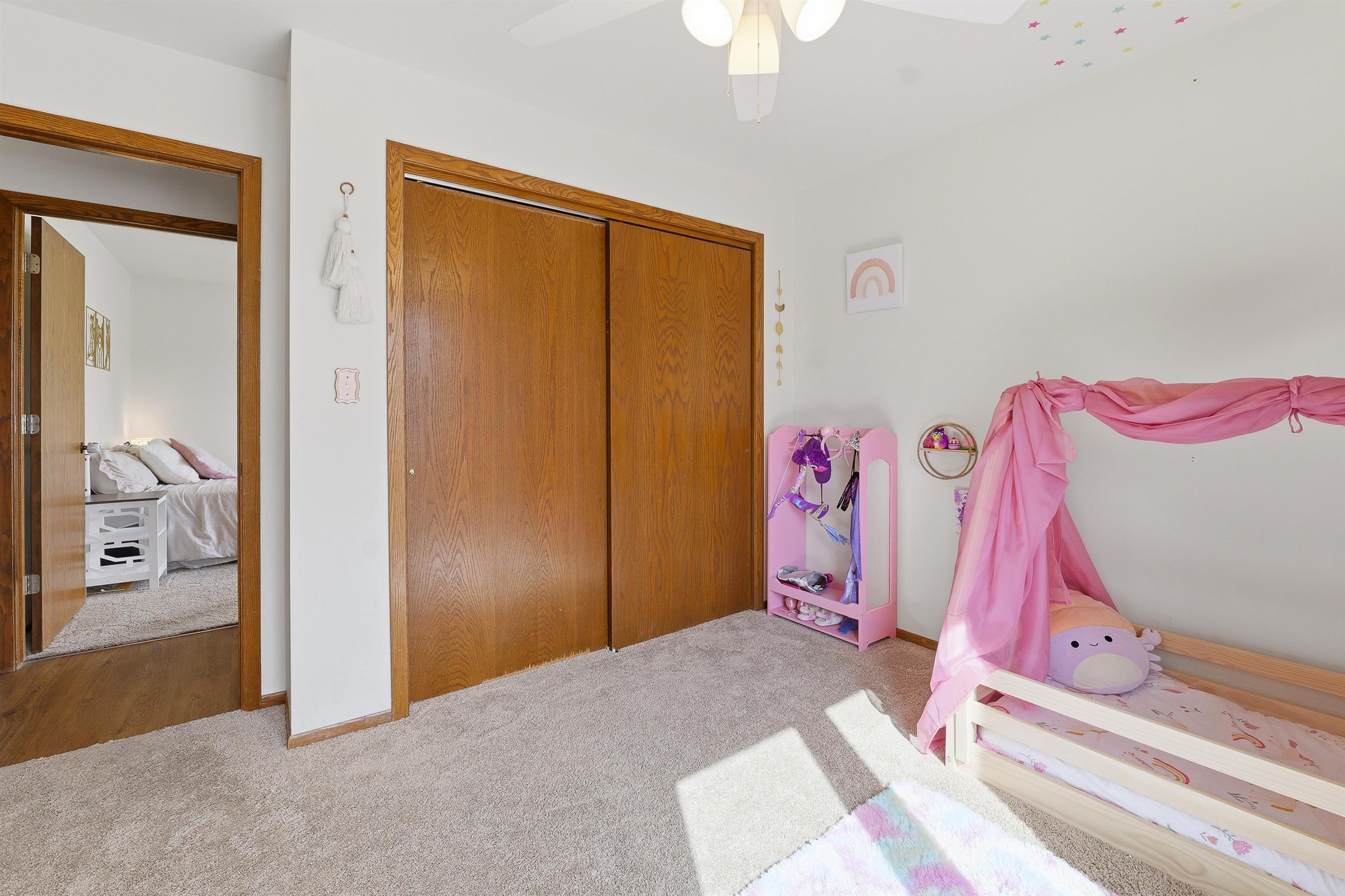 233 West Pleasant Street Iron Ridge, WI 53035 - Photo 11 of 16