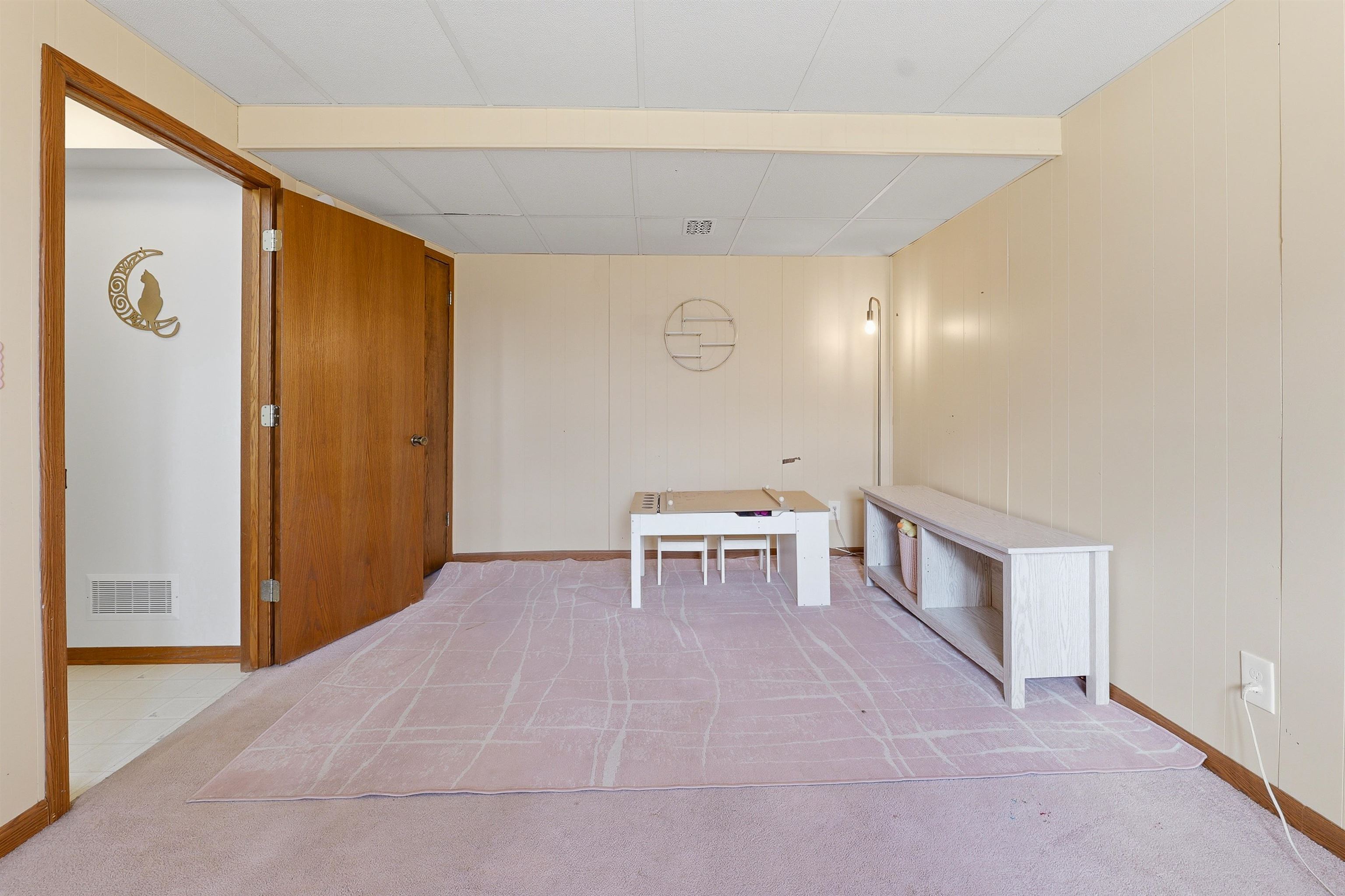 233 West Pleasant Street Iron Ridge, WI 53035 - Photo 13 of 16