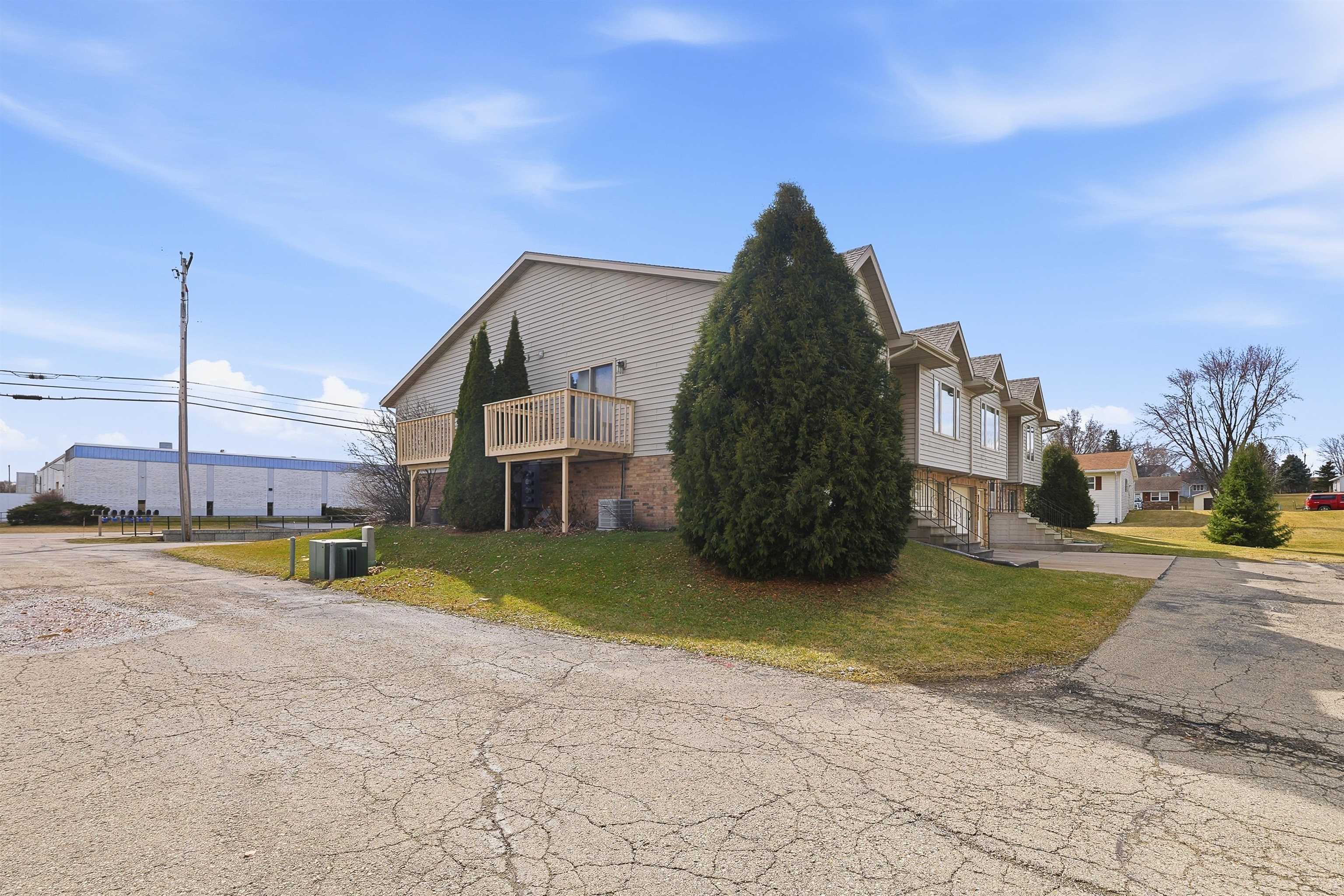 233 West Pleasant Street Iron Ridge, WI 53035 - Photo 16 of 16