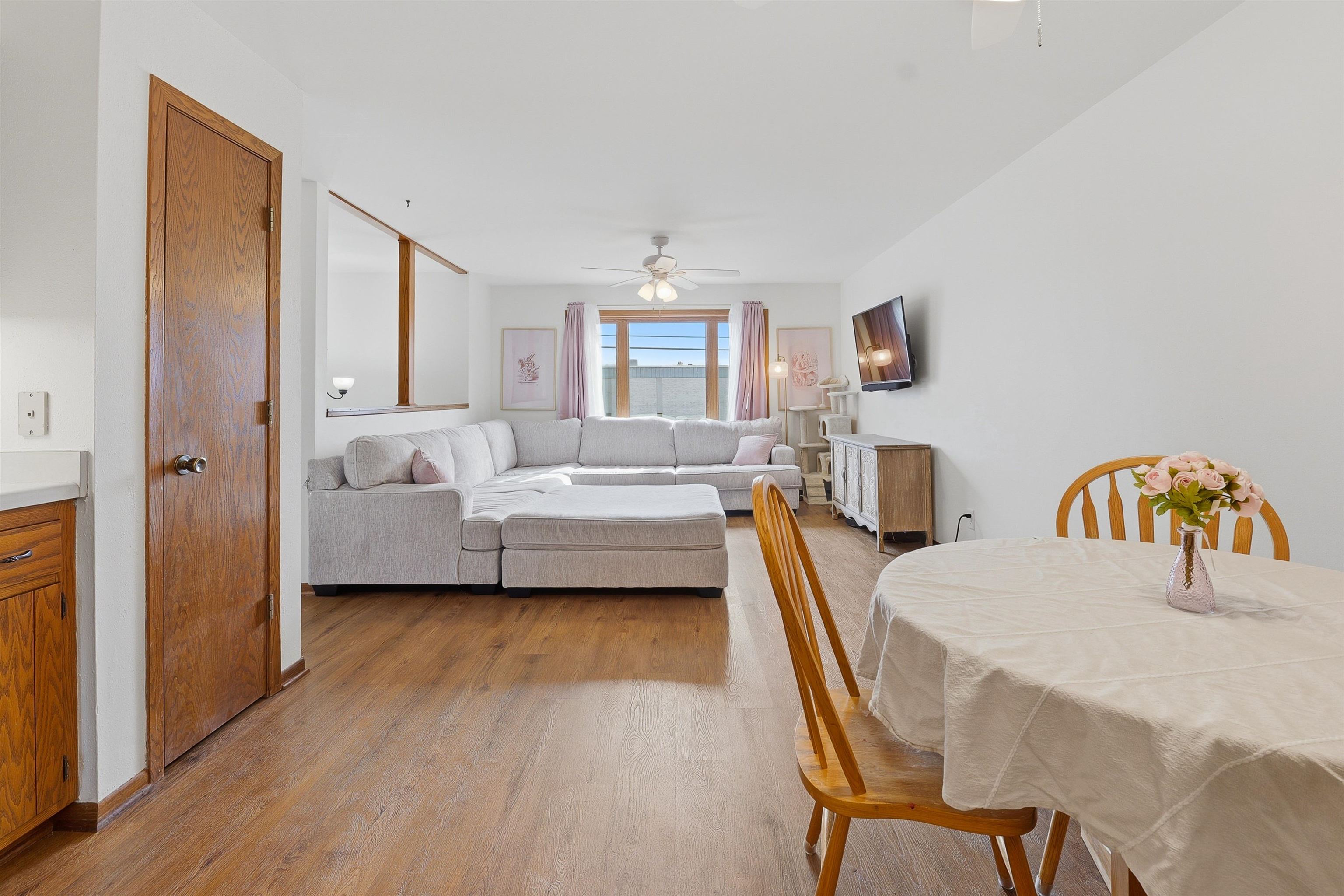 233 West Pleasant Street Iron Ridge, WI 53035 - Photo 3 of 16