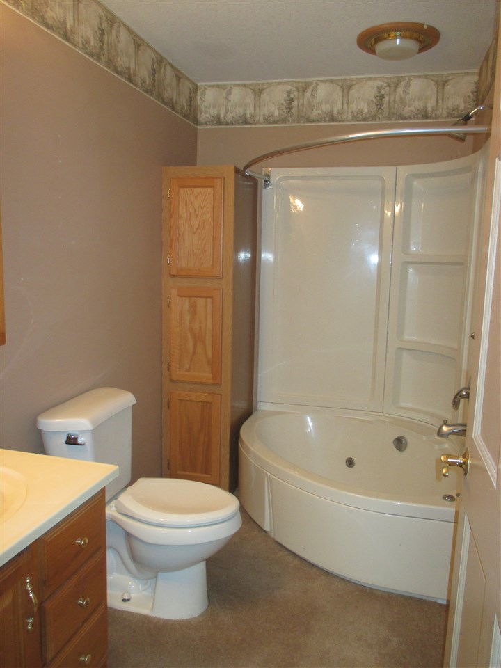 9601 1/2 Lost Bridge Road West Andrews, IN 46702 - Photo 11 of 22 Gallery Image 11