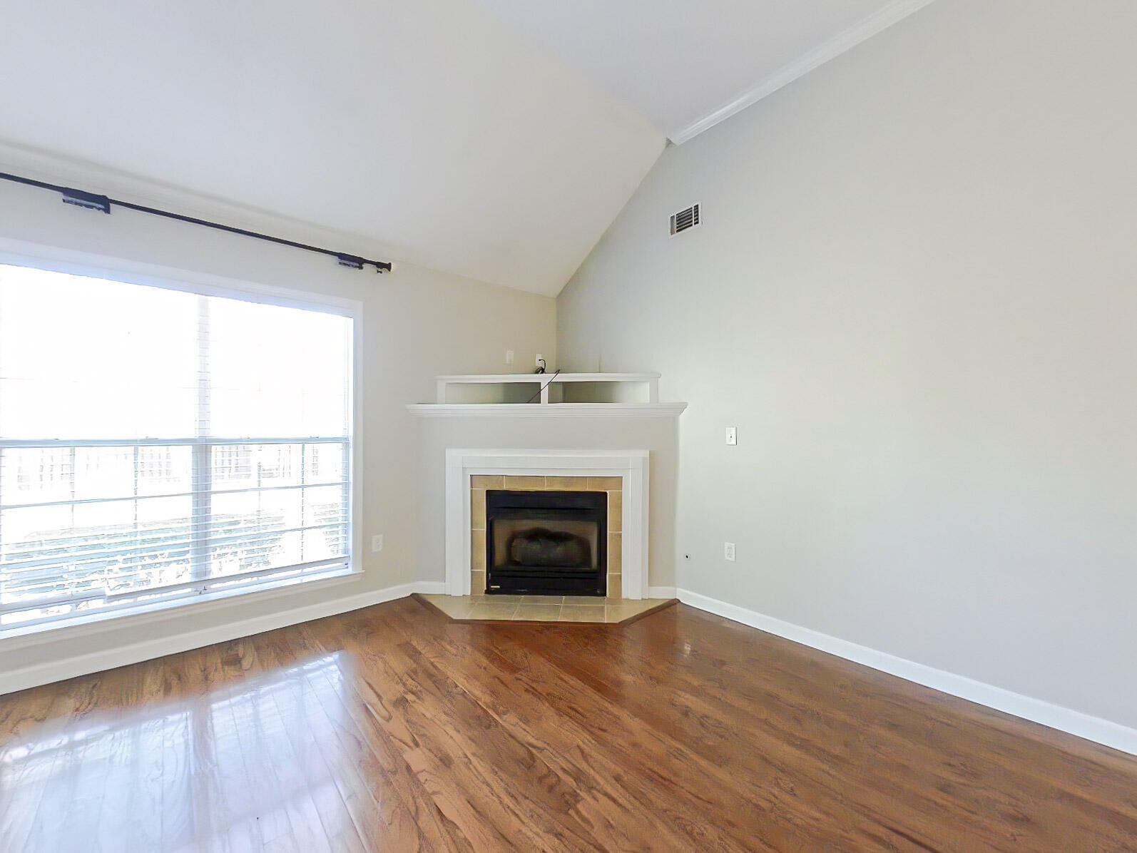 418 Sandleton Way Evans, GA 30809 - Photo 8 of 27 8-Living Room - 2026-01-12T133150
