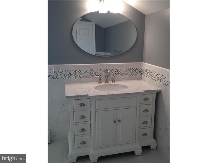 19 Hluchy Road Allentown, NJ 08501 - Photo 23 of 24 Bathroom
