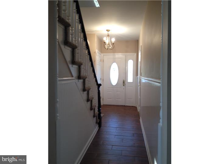 19 Hluchy Road Allentown, NJ 08501 - Photo 9 of 24 Foyer