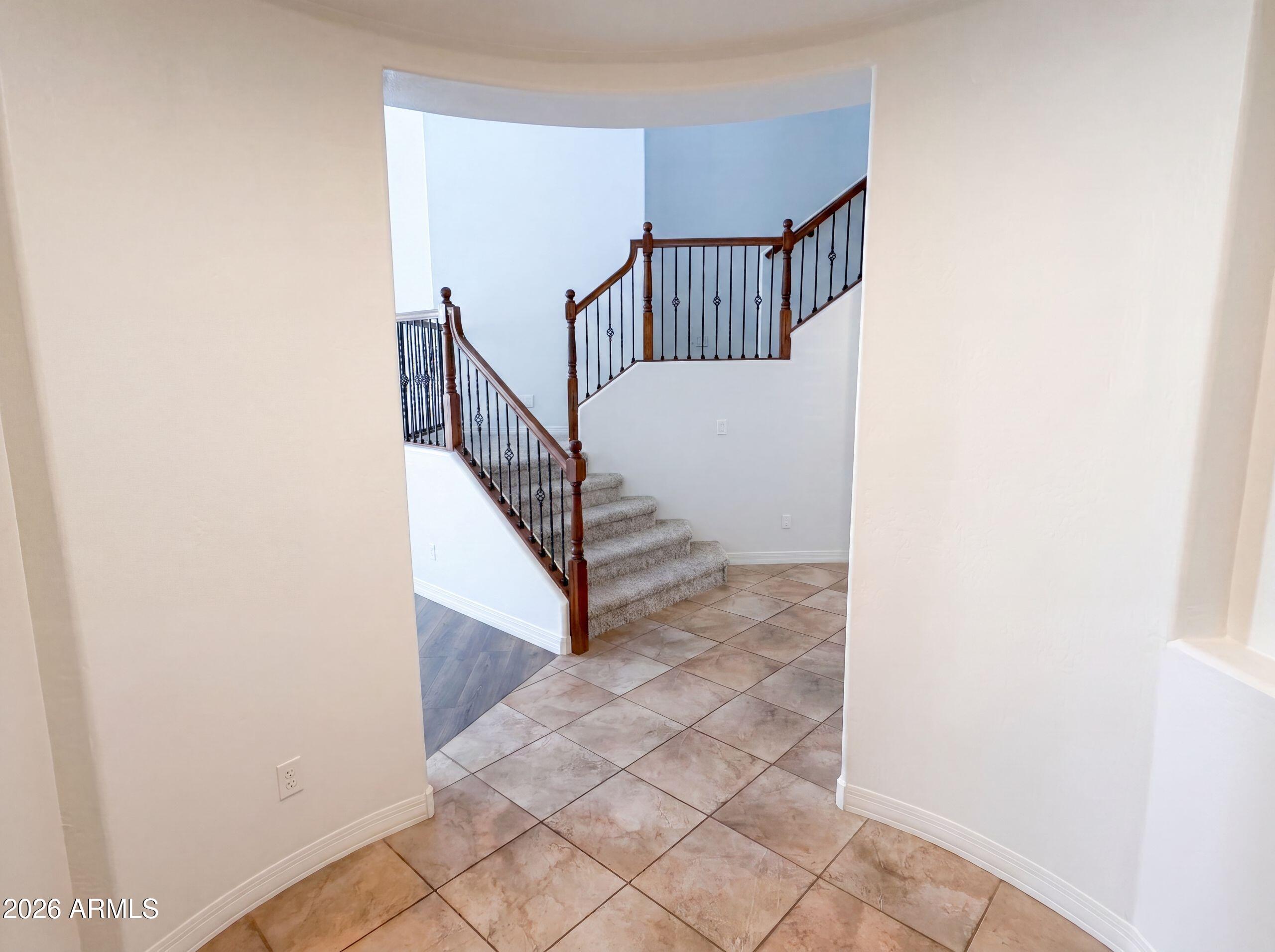 5032 West Yearling Road Phoenix, AZ 85083 - Photo 12 of 35