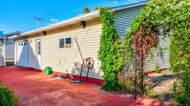 $218,000 | 303 North Walnut Street, Wenona, IL 61377