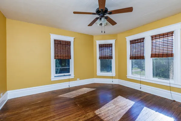 a view of a room with washer and dryer