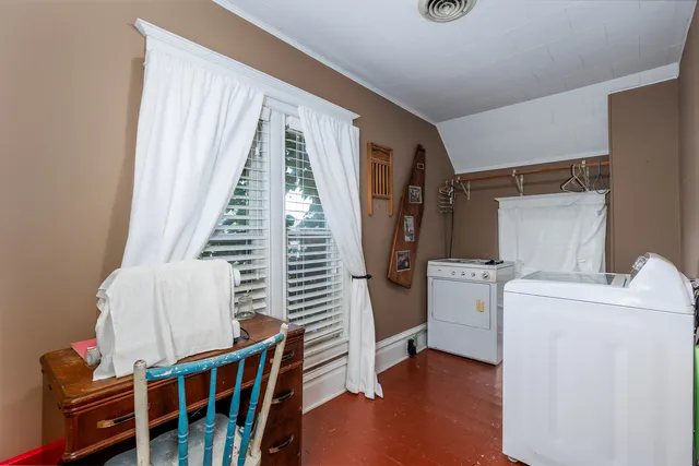 $218,000 | 303 North Walnut Street, Wenona, IL 61377